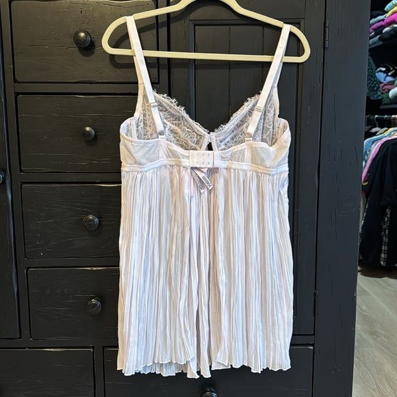 NWT Victoria’s Secret Lace Pleated Babydoll - Picture 2 of 7